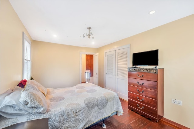 73 Bismark Ave, Valley Stream, NY 11581 - bedroom featuring dark wood-type flooring, a closet, and recessed lighting