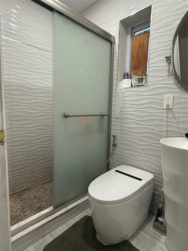 616 Port Richmond Ave, Staten Island, NY 10302 - full bath with a shower stall