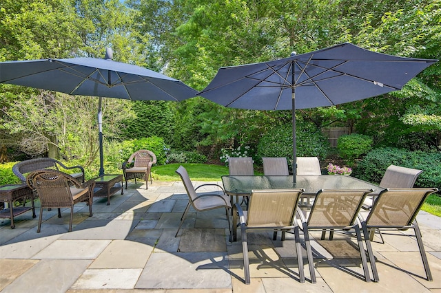 48 Fieldstone Ln, Oyster Bay, NY 11771 - view of patio / terrace with outdoor dining area and view of scattered trees