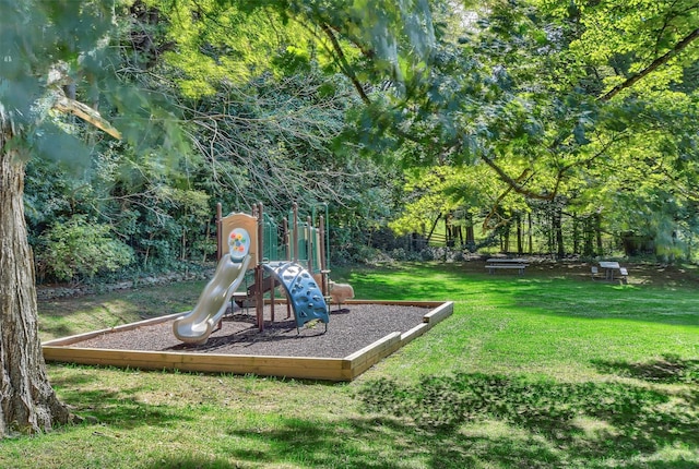 36 Bush Creek Ln, Poughquag, NY 12570 - community jungle gym featuring a lawn
