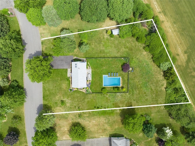 1030 Horseshoe Dr, Cutchogue, NY 11935 - aerial view of property and surrounding area featuring property boundaries highlighted