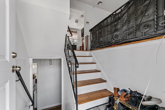 22 Hudson Pl, Hempstead, NY 11550 - photo 3