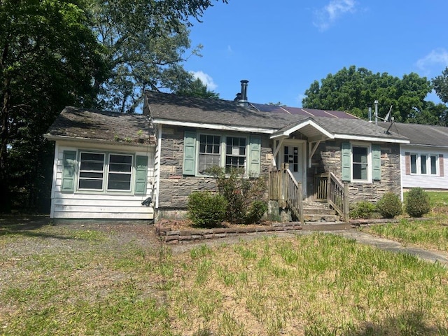 115 Chestnut Ave, New Windsor, NY 12553 - view of front facade with stone siding