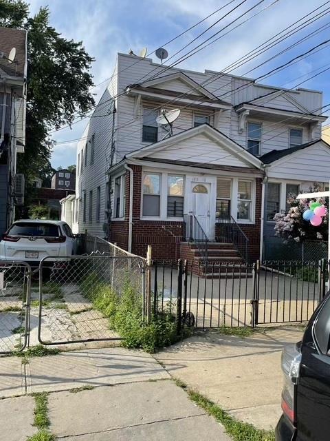 170-11 88th Ave, Jamaica, NY 11432 - photo 1