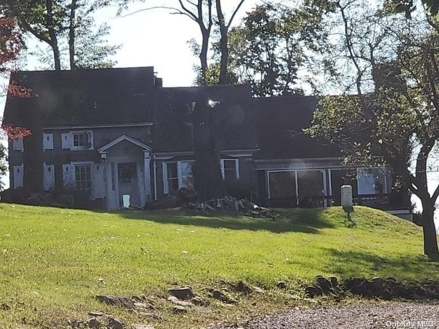 4 Childs Ln, Old Field, NY 11733 - photo 2