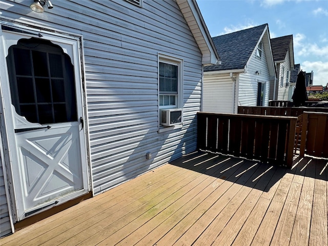 10221 Davenport Ct, Howard Beach, NY 11414 - view of deck