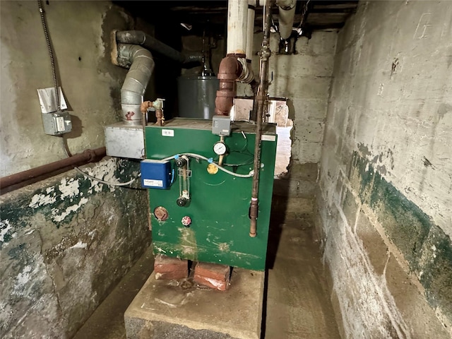 10221 Davenport Ct, Howard Beach, NY 11414 - utilities featuring a heating unit