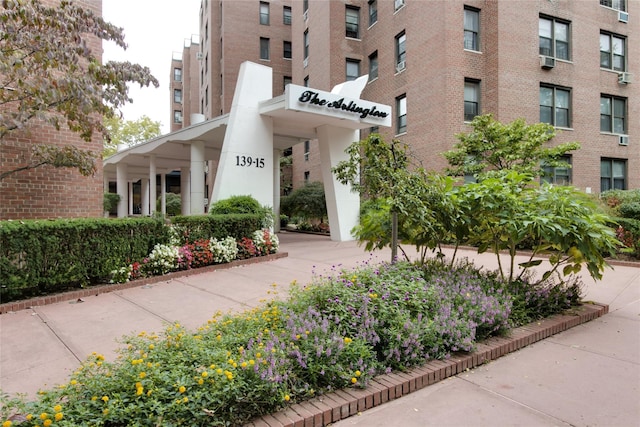 139-15 83rd Ave Unit 219, Briarwood, NY 11435 - photo 1