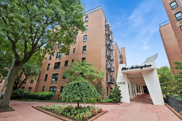 139-15 83rd Ave Unit 219, Briarwood, NY 11435 - photo 2