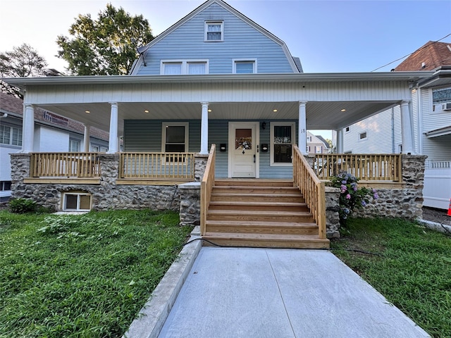 18 Edgewood St, White Plains, NY 10605 - photo 1