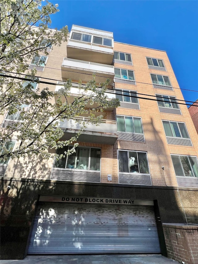 43-17 Union St Unit 6C, Flushing, NY 11355 - photo 2