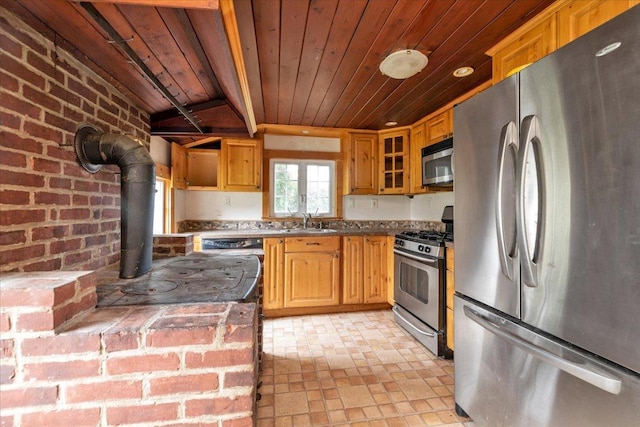 111 Oceanview Ave, Valley Stream, NY 11581 - photo 18