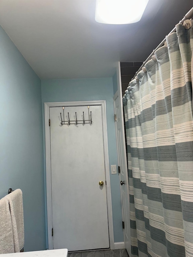 5 High St, Bedford Hills, NY 10507 - full bath with curtained shower