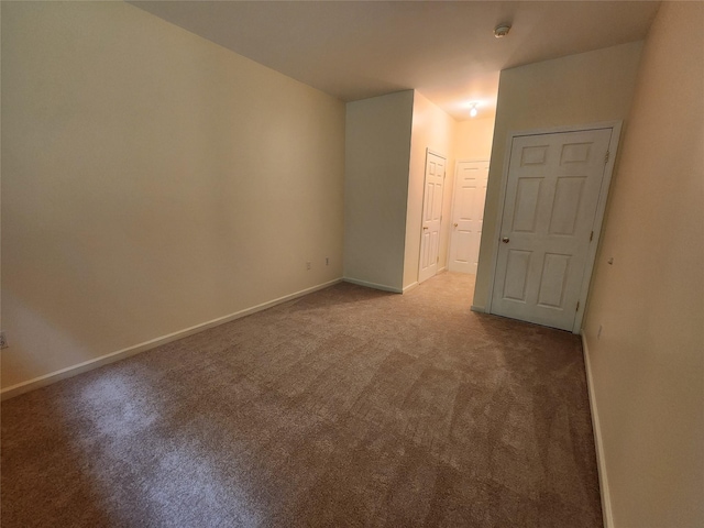 47 Pipetown Hill Radl, Nanuet, NY 10954 - carpeted empty room with baseboards and a smoke detector