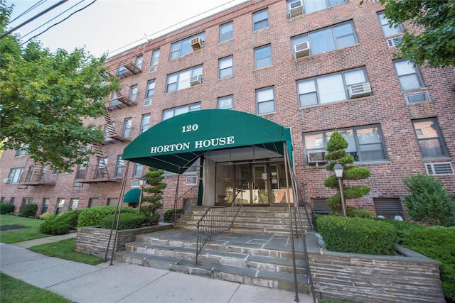 120 Horton Hwy Unit C7, Mineola, NY 11501 - photo 1