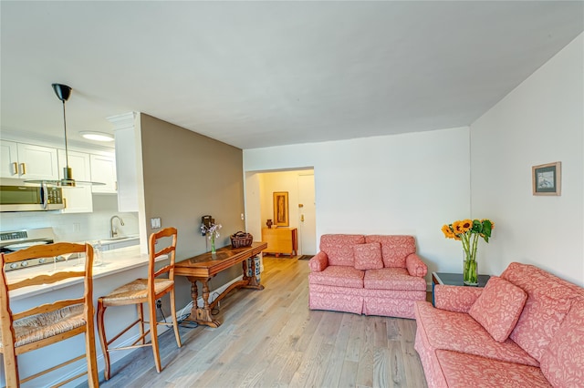 120 Horton Hwy Unit C7, Mineola, NY 11501 - photo 3