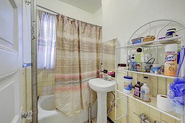 1304 Pacific St Unit B1, Brooklyn, NY 11216 - full bath featuring shower / bath combo