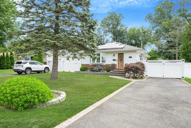 1063 Gridley St, Brentwood, NY 11706 - photo 3