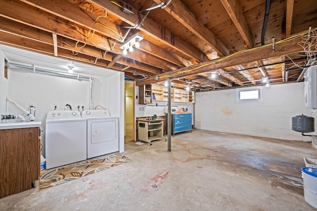 1063 Gridley St, Brentwood, NY 11706 - photo 22