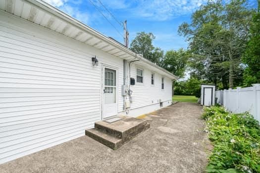 1063 Gridley St, Brentwood, NY 11706 - photo 26