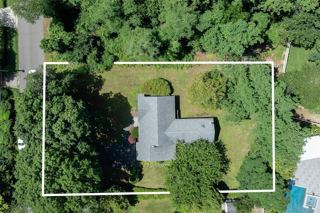 795 Pine Tree Rd, Cutchogue, NY 11935 - aerial view of property and surrounding area featuring property boundaries highlighted