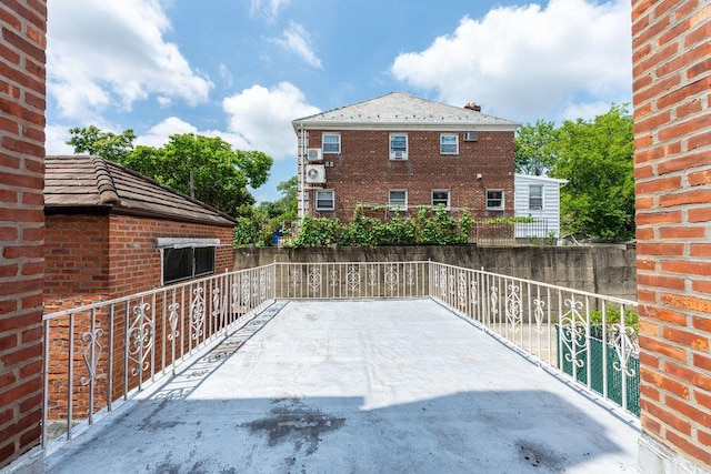 70-40 Utopia Pkwy, Fresh Meadows, NY 11365 - view of patio / terrace