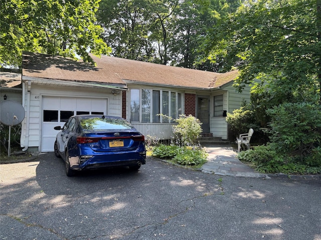 60 Polo Rd, Great Neck, NY 11023 - photo 1
