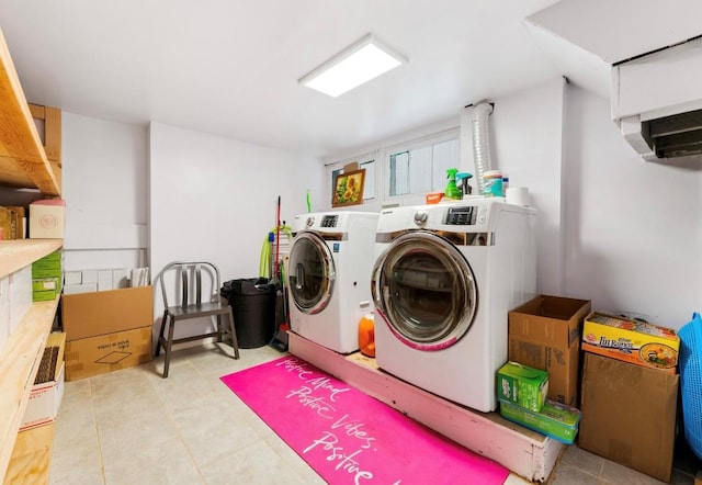 39-12 215th Pl, Bayside, NY 11362 - laundry area featuring washing machine and clothes dryer