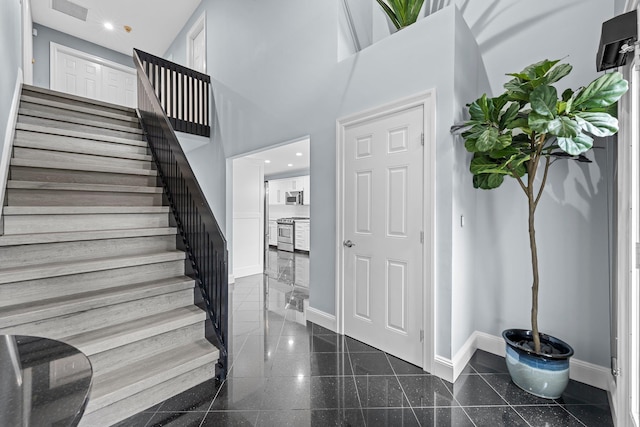 22 Stone Gate Ct Unit 22, Smithtown, NY 11787 - photo 2