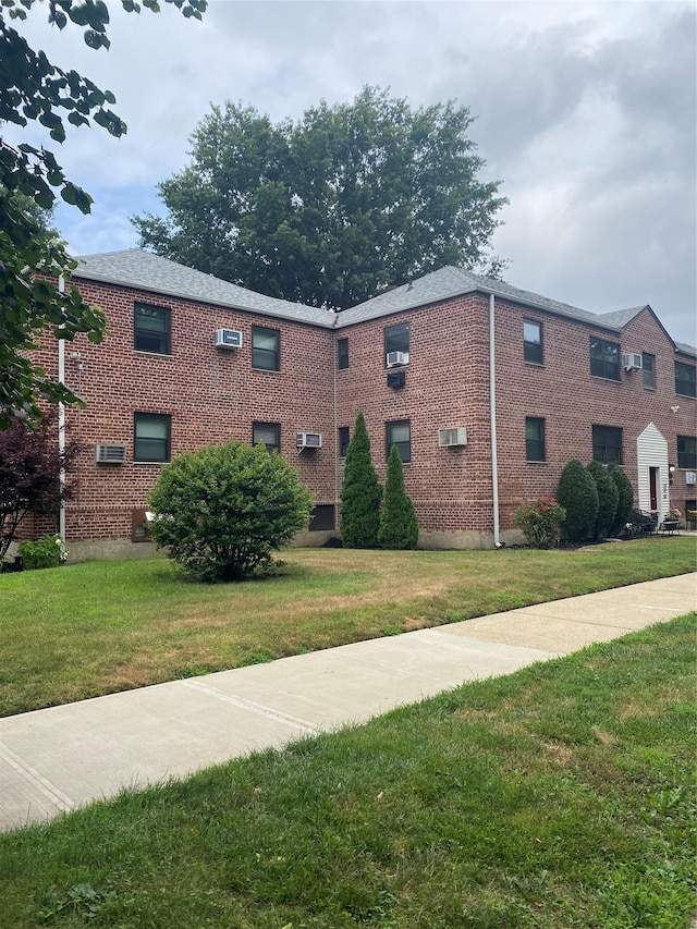 8011 Shore Pkwy Unit 287, Howard Beach, NY 11414 - photo 1