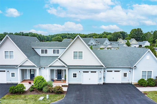 10 Oakwood Ln, Rhinebeck, NY 12572 - photo 1