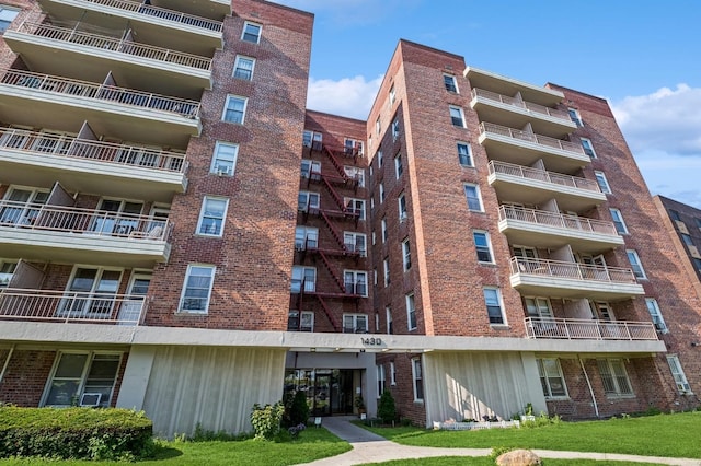 1430 Seagirt Blvd Unit 2S, Far Rockaway, NY 11691 - photo 1