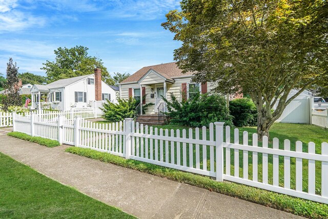 30 Leyden St, Huntington Station, NY 11746 - photo 7