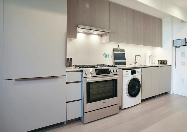 3 Court Sq Unit 2306, Long Island City, NY 11101 - photo 4