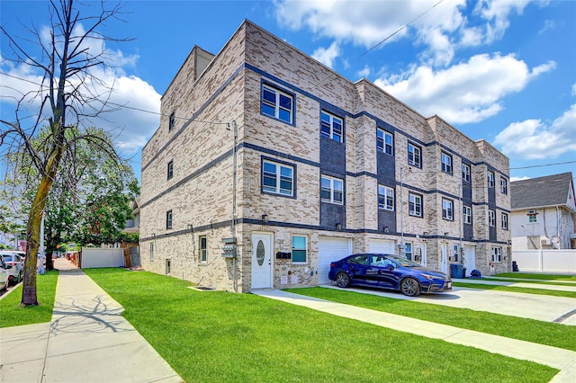 139-22 95th Ave, Jamaica, NY 11435 - photo 1