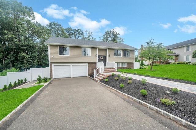 25 Hitching Post Ln, Glen Cove, NY 11542 - photo 2