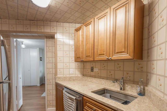 2 Bay Club Dr Unit 14R, Bayside, NY 11360 - photo 6