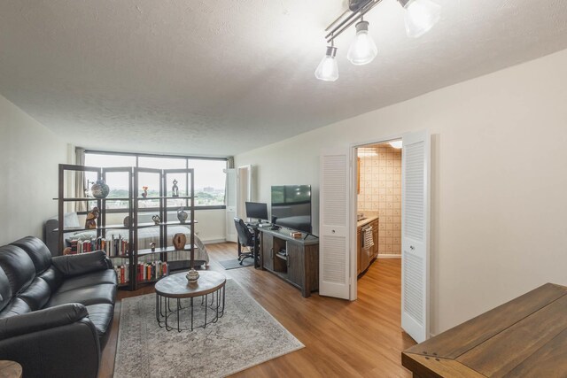 2 Bay Club Dr Unit 14R, Bayside, NY 11360 - photo 1