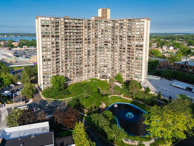 2 Bay Club Dr Unit 14R, Bayside, NY 11360 - photo 9
