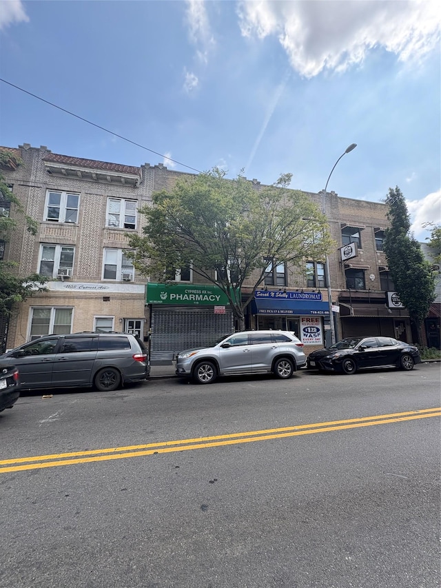 1105 Cypress Ave, Ridgewood, NY 11385 - photo 1