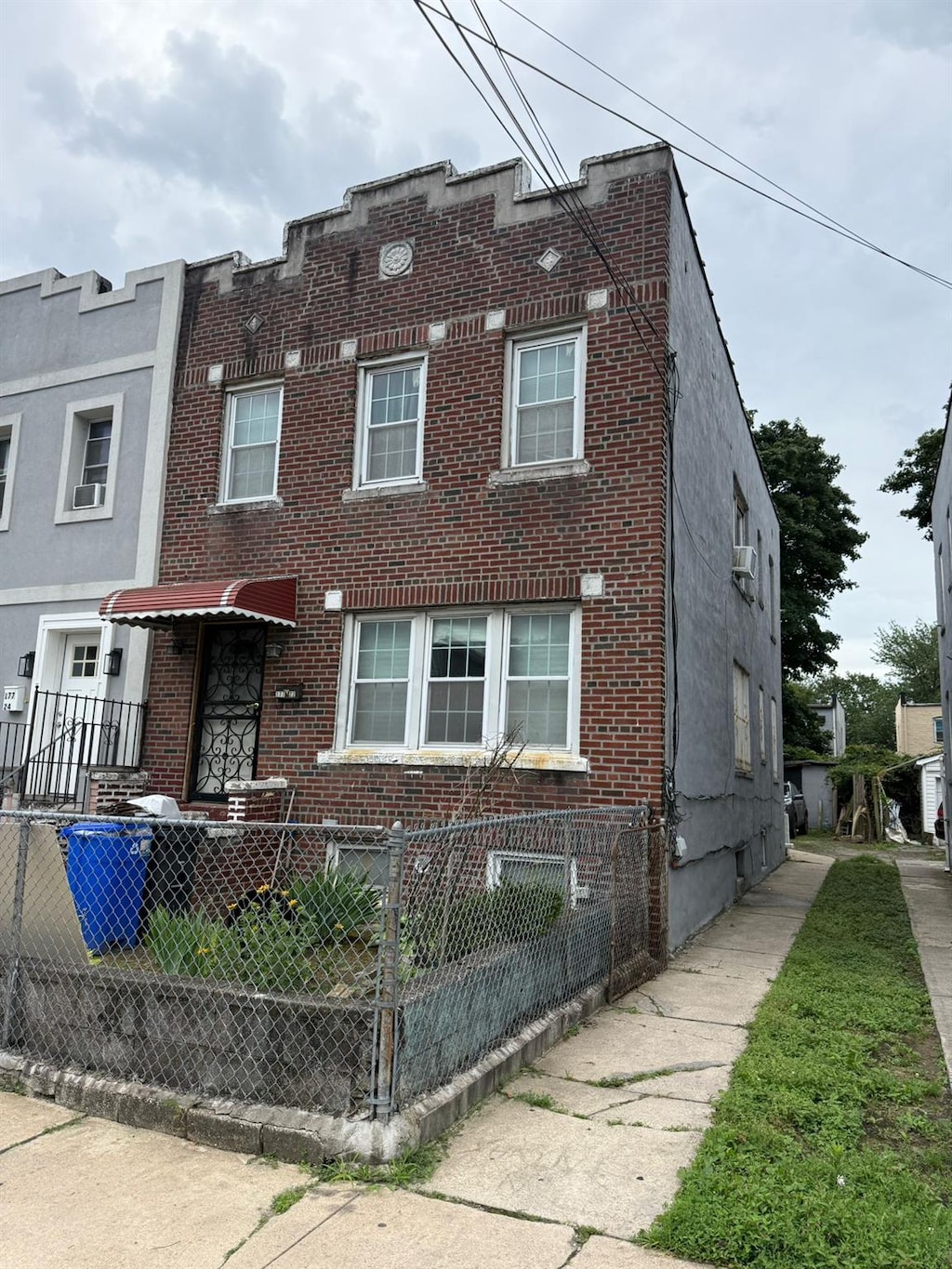 17722 106th Ave, Jamaica, NY 11433 - photo 2