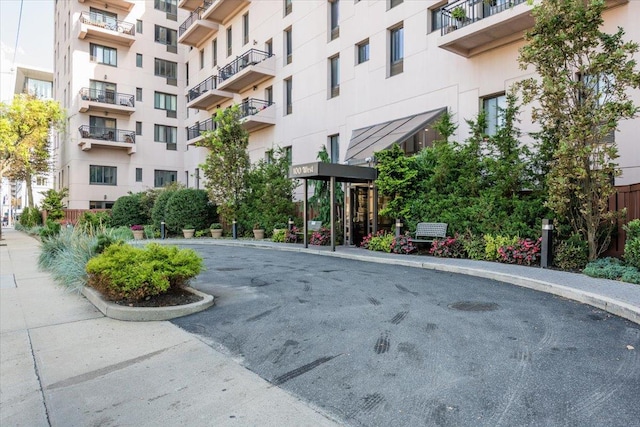 100 W Broadway Unit 7C, Long Beach, NY 11561 - photo 1