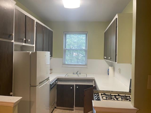 1385 Broadway Unit A31, Hewlett, NY 11557 - photo 9