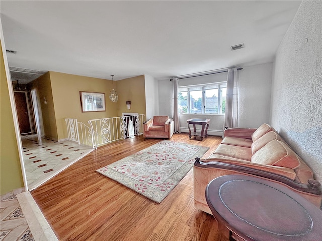 57 S Crescent Dr, Farmingdale, NY 11735 - photo 4