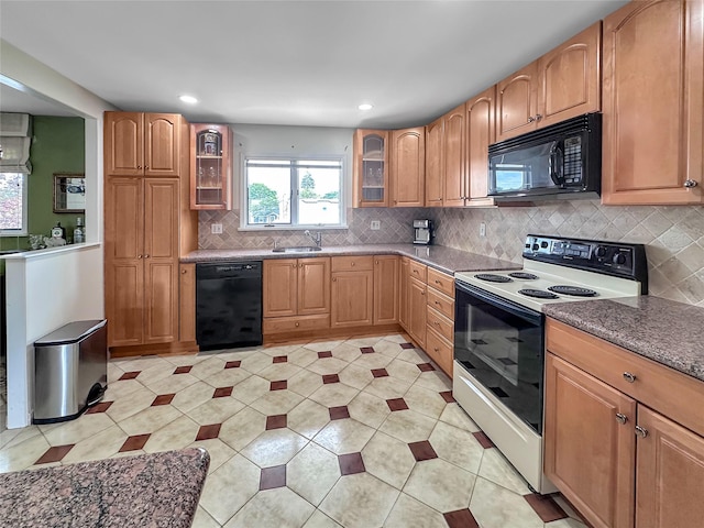 57 S Crescent Dr, Farmingdale, NY 11735 - photo 5