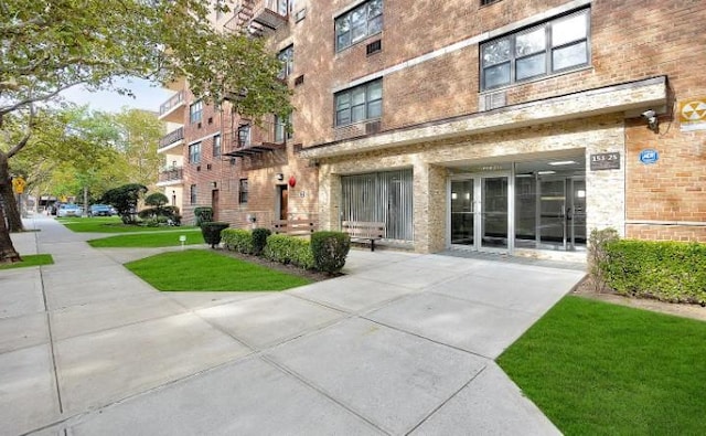 153-25 88th St Unit 1J, Howard Beach, NY 11414 - view of building exterior