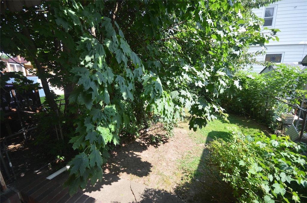 14936 Ash Ave, Flushing, NY 11355 - photo 2
