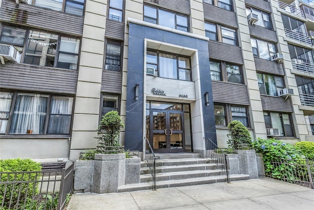 98-50 63rd Dr Unit 5F, Rego Park, NY 11374 - photo 2