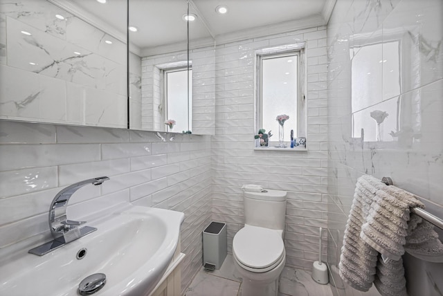 8210 214th St, Hollis Hills, NY 11427 - photo 18
