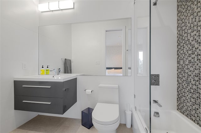 846 Dune Rd, Westhampton Dunes, NY 11978 - full bath featuring vanity and tub / shower combination